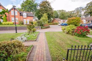 Photo 1- click for photo gallery